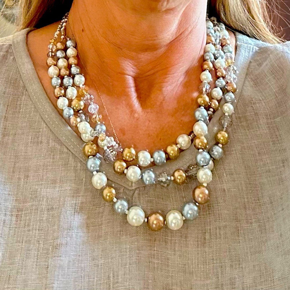 VTG: 90s Multi Strand Cascading Faux Pearl Necklace Chunky Adjustable 17-20.5”🤩